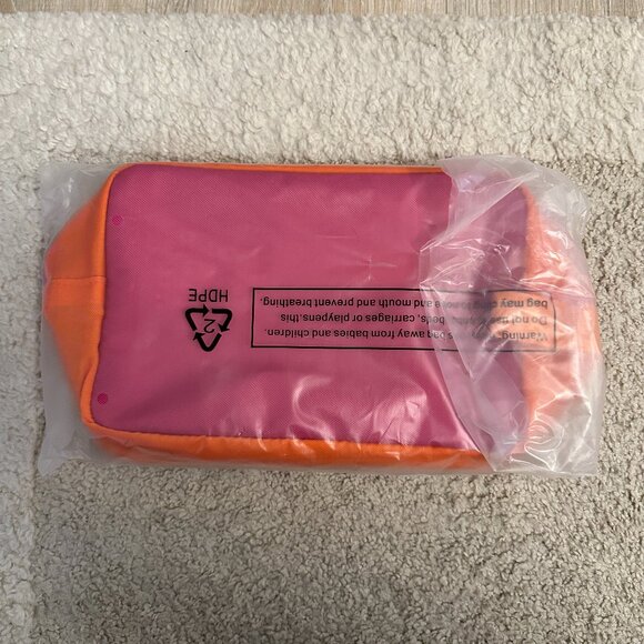 Amika makeup bag - Picture 2 of 2